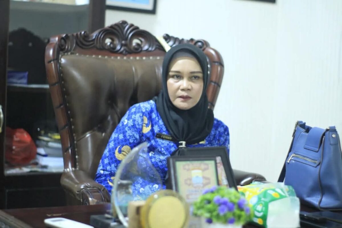 Kepala Inspektorat Halbar, Fenny Kiat. (Yadi)