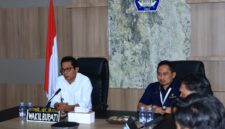 Wakil Bupati Helmi Umar Muchsin bersama pihak KPKNL saat melakukan rapat bersama sejumlah pimpinan OPD di ruang rapat bupati, Rabu (7/10/2026)